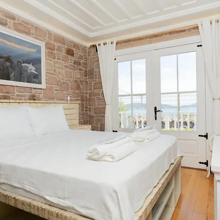 Cunda Piano ホテル *