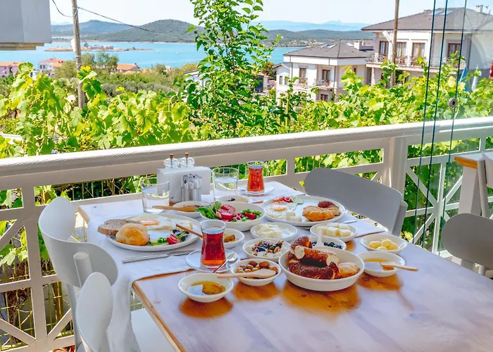 Cunda Piano מלון Ayvalı